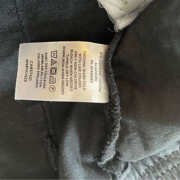 Lou & Grey Twill Shorts - Picture 4 of 5